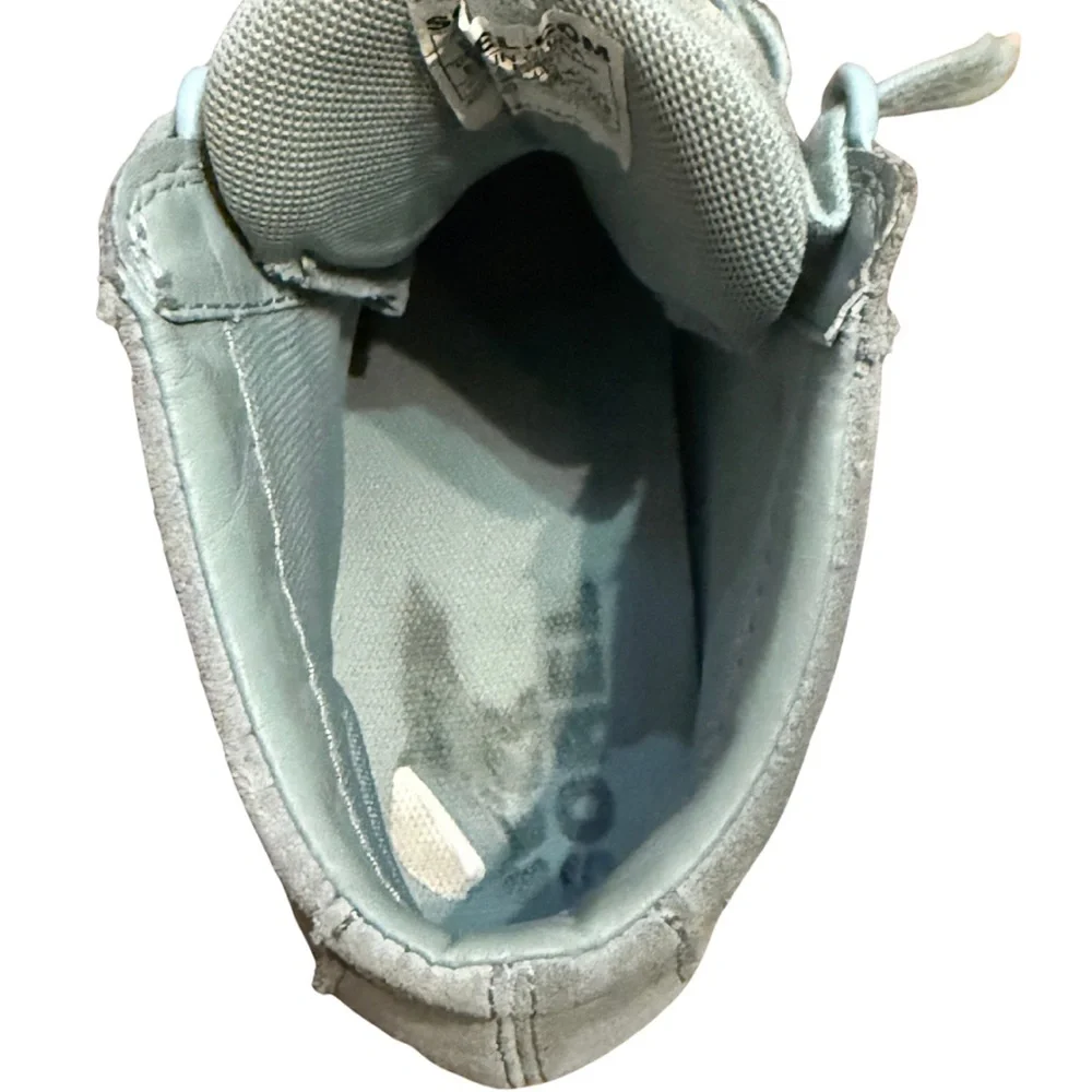Sorel Women’s Suede High‎ Top Sneakers Light Blue Size 9.5 Casual Comfort Shoes